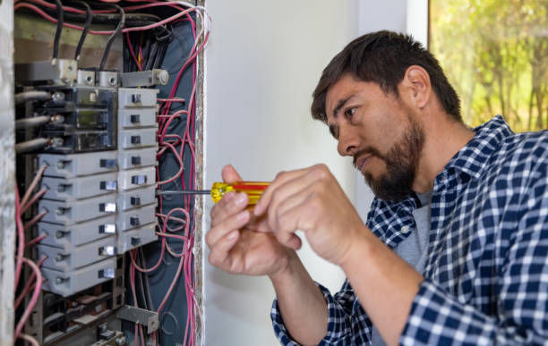 Professional Electrician in Frankfort Square, IL